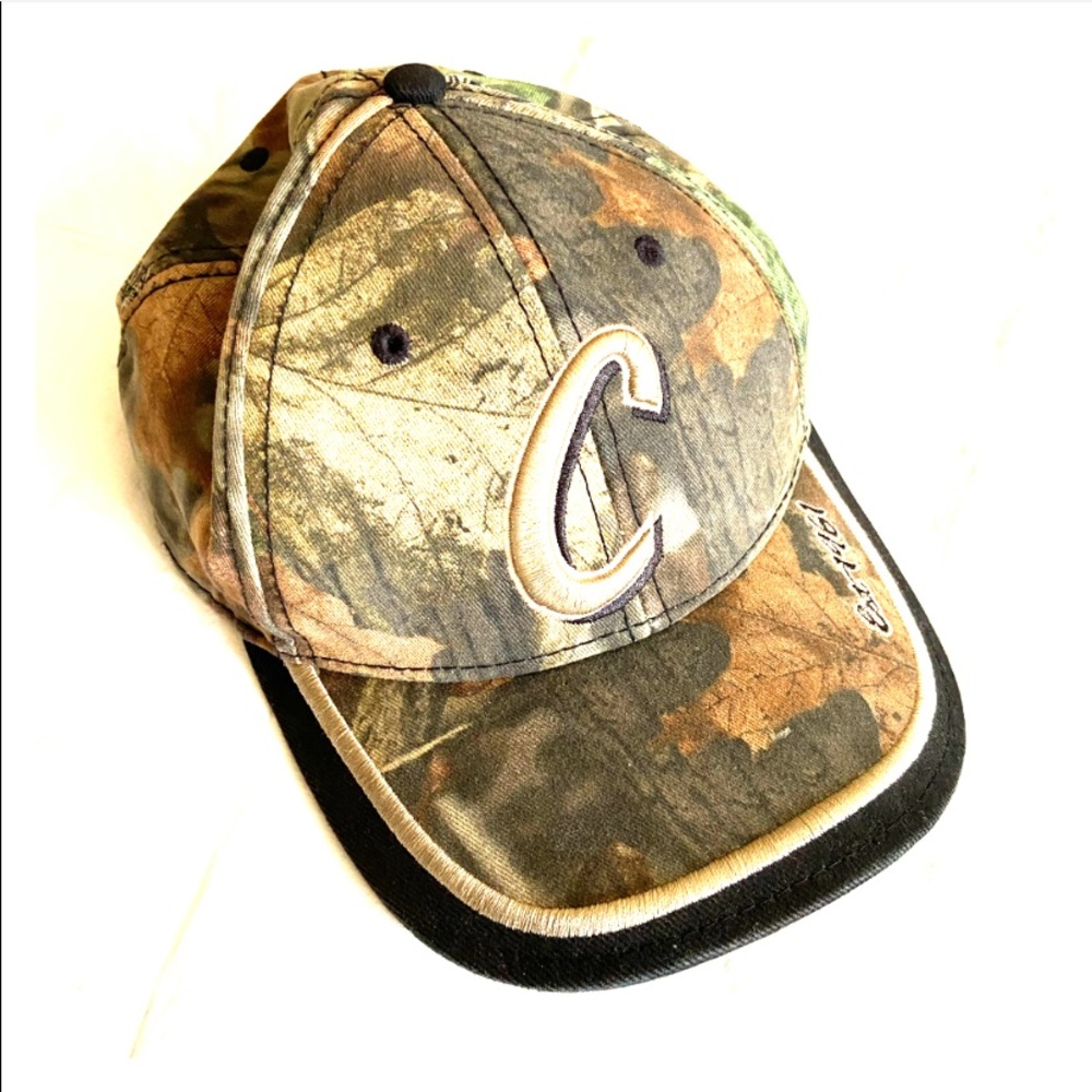 EUC Cabelas Camouflage Hat